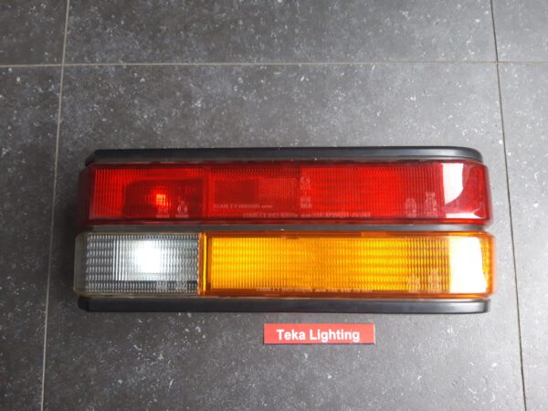 Mazda 323 BF Envoy Tail light Rücklicht Achterlicht Stanley 0436809