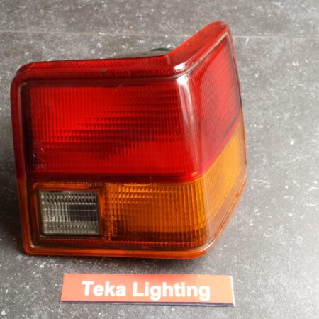 Mitsubishi Galant Super Estate Taillight Koito 220-37231