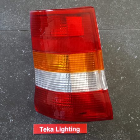 Opel Astra F Caravan Tail light Achterlicht Gecar 27.422.128