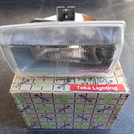 Peugeot 305 Headlight Valeo 480261