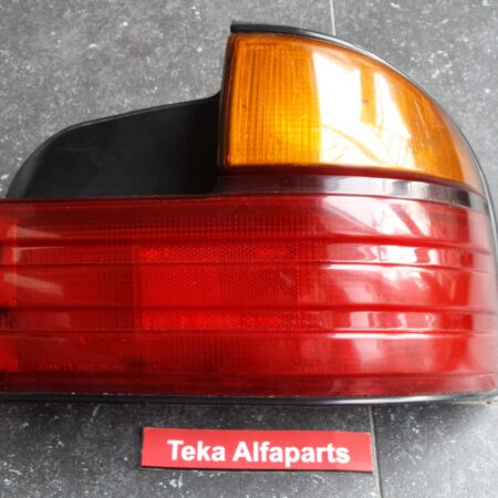 Mitsubishi Galant Taillight Stanley 0438575R