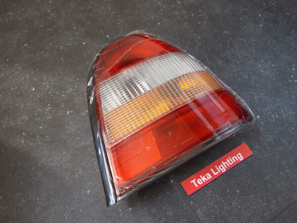 Nissan Sunny N14 Achterlicht Depo 215-1981 - Afbeelding 3