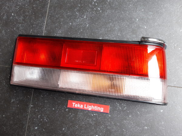 Mazda 323 BF Achterlicht Tail light Rear Lamp Rücklicht FJC FM1243 Right