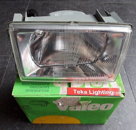 Renault 9 / →1986 / Koplamp / Scheinwerfer / Headlight / Phare / Valeo Cibie 480552