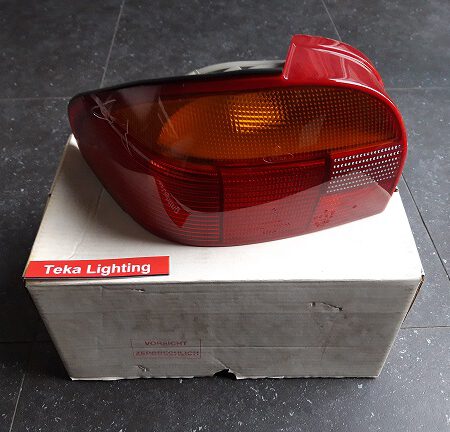 Ford Mondeo / 10.1993-1996 / Achterlicht / Rücklicht / Tail light / Feu Arrière / 93BG13A603BA