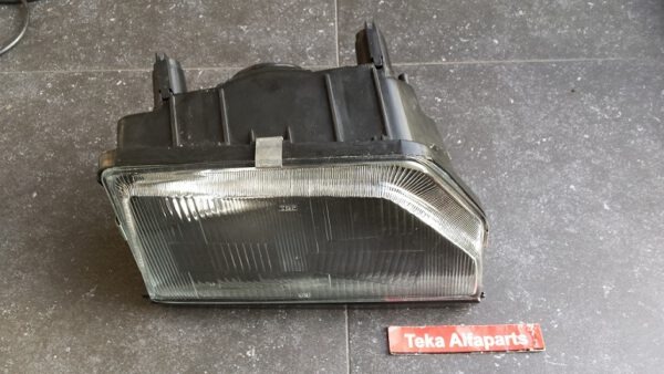 Honda Civic III 3rd Generation / 1983-1987 / Koplamp / Scheinwerfer / Headlight / Phare