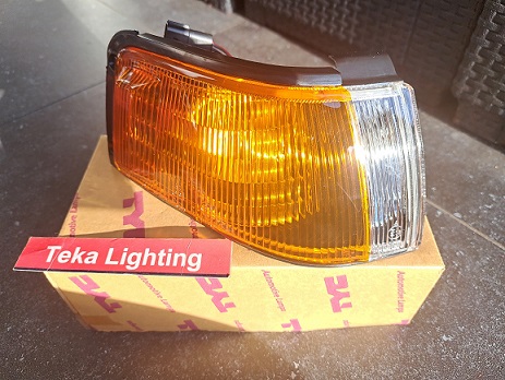 Mazda 323 BG / 1989-1994 / Blinker / Turn Signal Indicator / Clignotant / Corner Lamp / TYC 18-1827
