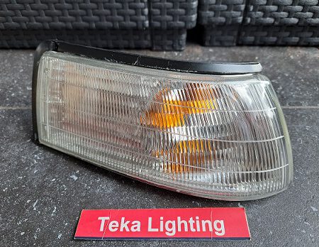 Mazda 626 GD / 1987-1991 / Knipperlicht / Blinker / Indicator / Clignotant / Owl