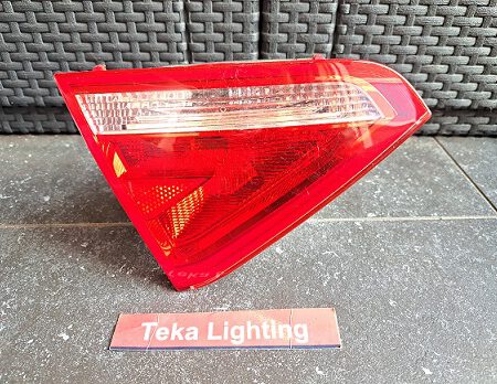 Audi A5 B8 / 06.2007-08.2011 / Achterlicht / Inner Tail light / Rücklicht Innen / 8T0 945 093 / Links /