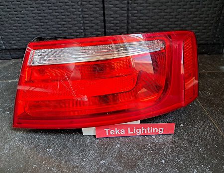 Audi A5 B8 / Achterlicht / Rücklicht Außen / Outer Tail light / Feu Arrière / 8T0 945 096A / Rechts