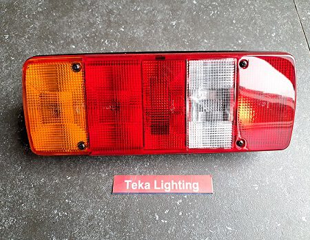 Achterlicht / Rücklicht / Tail light / Feu Arrière / Hella Type 567 / E4 01377 / E4 02397 / E4 02396 / E4 23215 / E4 003880 /