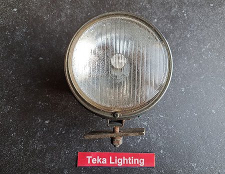 Mistlamp / Mistlicht / Nebelscheinwerfer / Fog Light / Feu de Brouillard / Hella 1-101670 / K4556