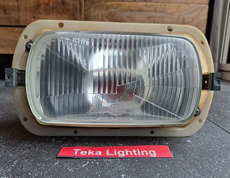 Saab 96 / Koplamp / Scheinwerfer / Headlight / Phare / Strålkastare / Hella 0 03-112097