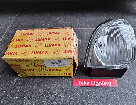 Suzuki Alto III (SH410) / 1993-2002 / Standlicht / Corner Light / Feu de Position / Lumax 36101-70F0