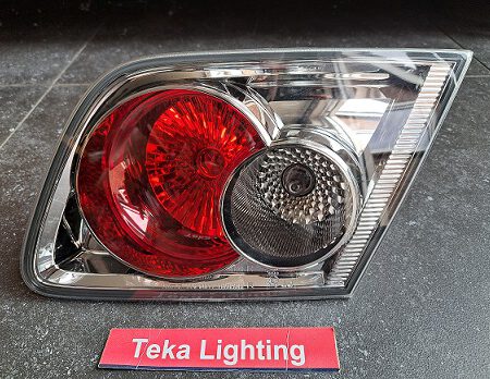 Mazda 6 GG / Mazda Atenza / 2002-2005 / Achterlicht Binnen Rechts / Rücklicht Innen Rechts / Tail light Inner Right / Feu Arrière Droite / Koito 226-61971
