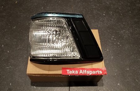 Nissan Bluebird U11 / Lucid 215-1513 / Stadslicht / Standlicht / Sidelight / Feu de position