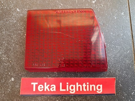 Alfa Romeo Spider 2 / Achterlicht Glaasje / Rücklicht Glas / Tail light Lens / Altissimo 21.5720 / Rechts