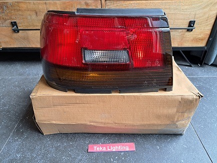 Mazda 626 GD / Achterlicht / Rücklicht / Tail Light / Feu Arrière / Stanley 043-7860L Japan / Mazda GK73-51-180D
