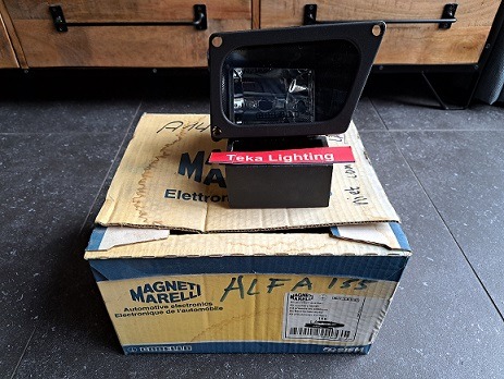 Alfa Romeo 155 (167) / Mistlamp / Mistlicht / Nebelscheinwerfer / Fog Light / Antibrouillard / Magneti Marelli LAA432 712352701120