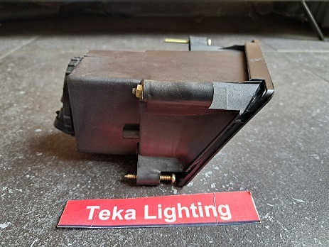 Alfa Romeo 155 (167) / Mistlamp / Mistlicht / Nebelscheinwerfer / Fog Light / Antibrouillard / Magneti Marelli LAA432 712352701120