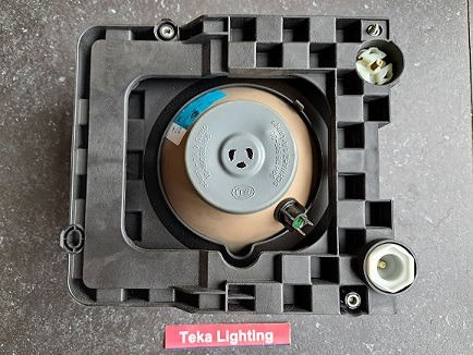 Mercedes-Benz MB100 (W631) / Koplamp / Scheinwerfer / Headlight / Phare / Hella 1AD960725-321 / Rechts /