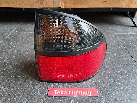 Renault Laguna I Hatchback (B56) / Achterlicht / Rücklicht / Tail light / Feu Arrière / TYC 11-0461-01-2 / TYC A461 / Rechts