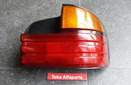 Mitsubishi Galant VI Hatchback / Achterlicht / Rücklicht / Tail light / Stanley 043-8575R / Rechts /