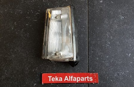 Nissan Sunny B11 / Stadslicht / Standlicht / Sidelight / Feu de position / NAB04-67601 / Links