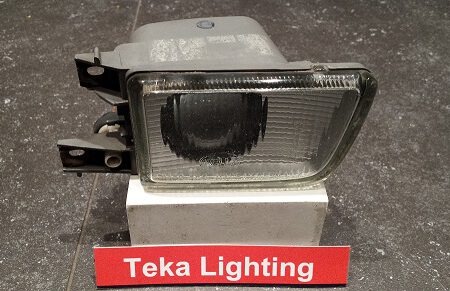 VW Golf III / Vento / Mistlicht / Mistlamp / Nebelscheinwerfer / Foglamp / Phare / Hella 301139354 / Rechts