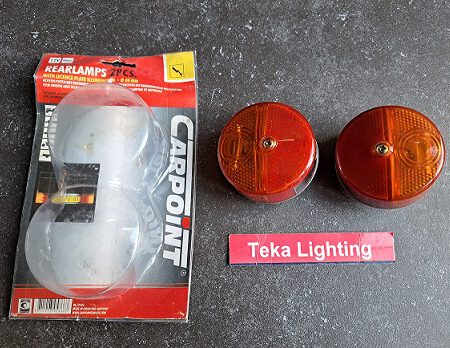 Achterlichten met kentekenplaatverlichting / Carpoint 04.139.06 / 80mm