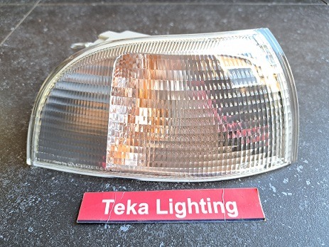 Fiat Punto I Hatchback (176) / Knipperlicht / Blinker / Turn Signal Indicator / Clignotant / Magneti Marelli LLB171 712364811129 / Rechts