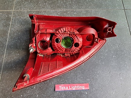 Peugeot 307 (3E) (3H) / Achterlicht / Rücklicht / Tail light / Feu Arrière / 11-B866B / Links