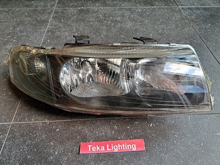 Seat Leon I / Seat Toledo II /Koplamp / Scheinwerfer / Headlight / Phare / Depo 445-1109R-LD-EM / Rechts