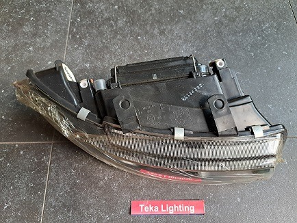 Seat Leon I / Seat Toledo II /Koplamp / Scheinwerfer / Headlight / Phare / Depo 445-1109R-LD-EM / Rechts